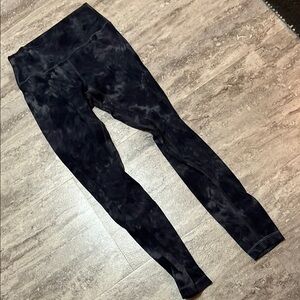 Lululemon Black Tie-Dye Leggings size 6